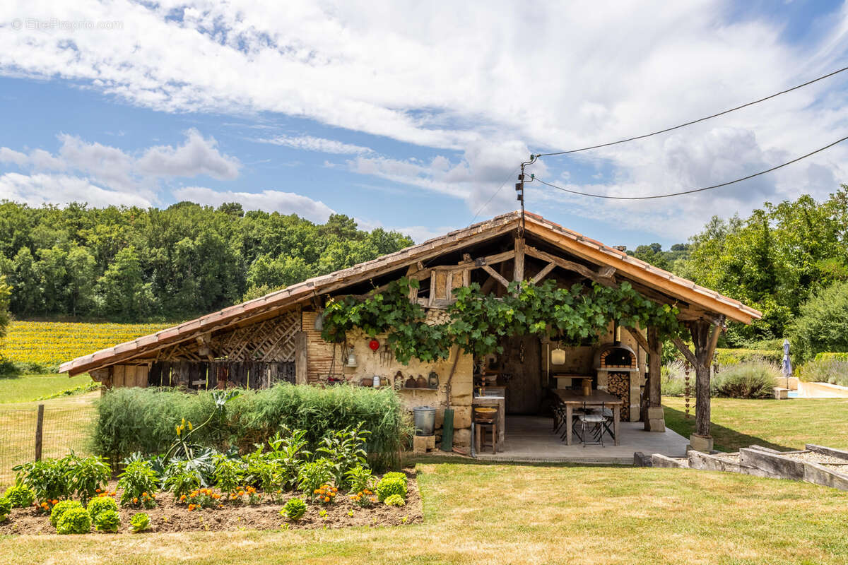 Maison à CASTELMORON-SUR-LOT