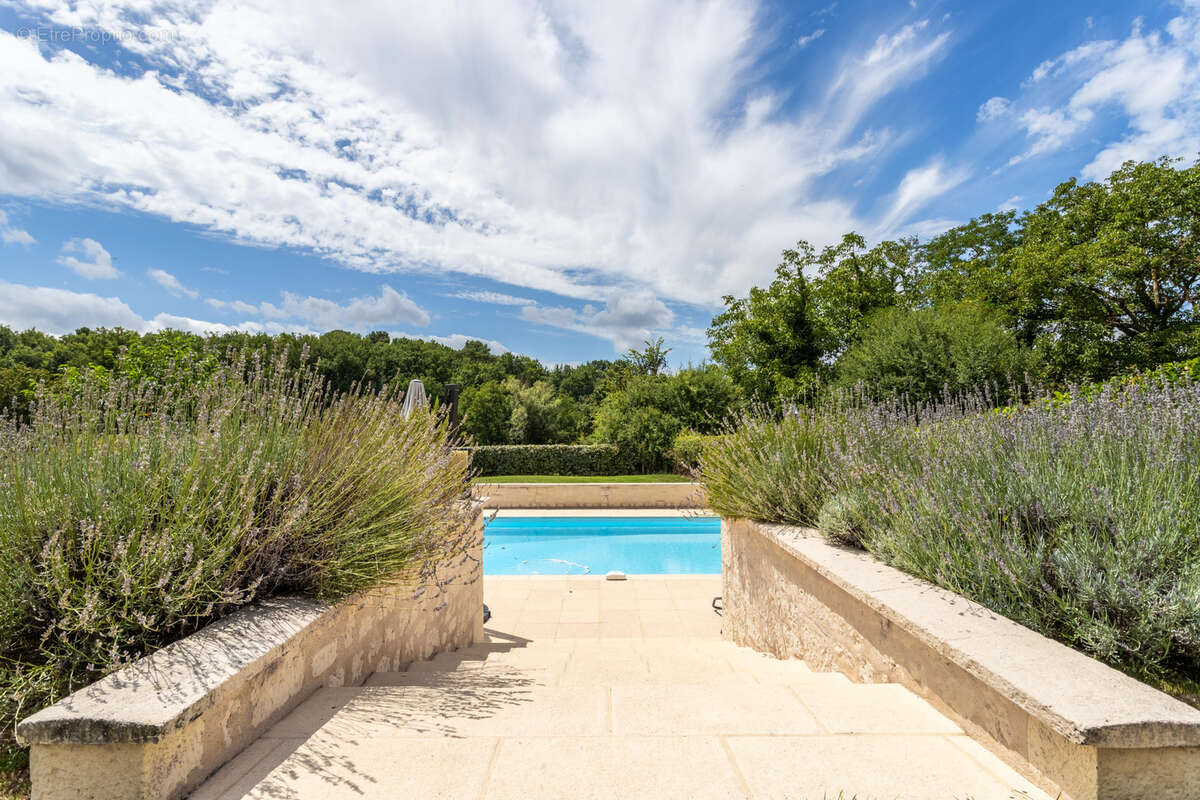 Maison à CASTELMORON-SUR-LOT