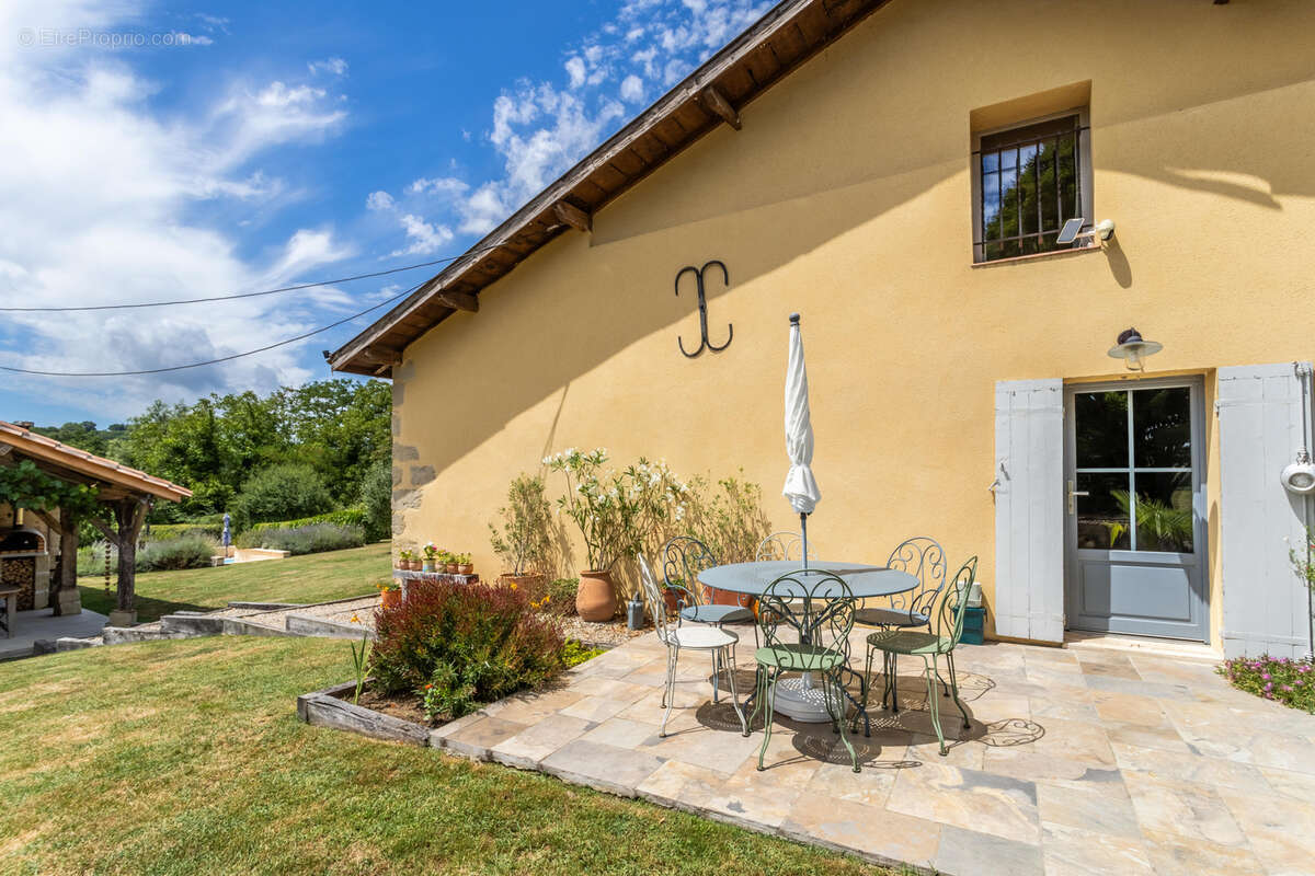 Maison à CASTELMORON-SUR-LOT