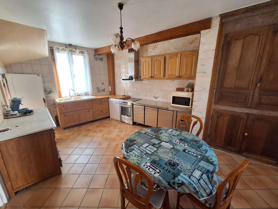 Maison à BAILLEUL-SUR-THERAIN