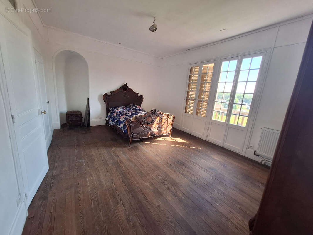 Maison à BAILLEUL-SUR-THERAIN