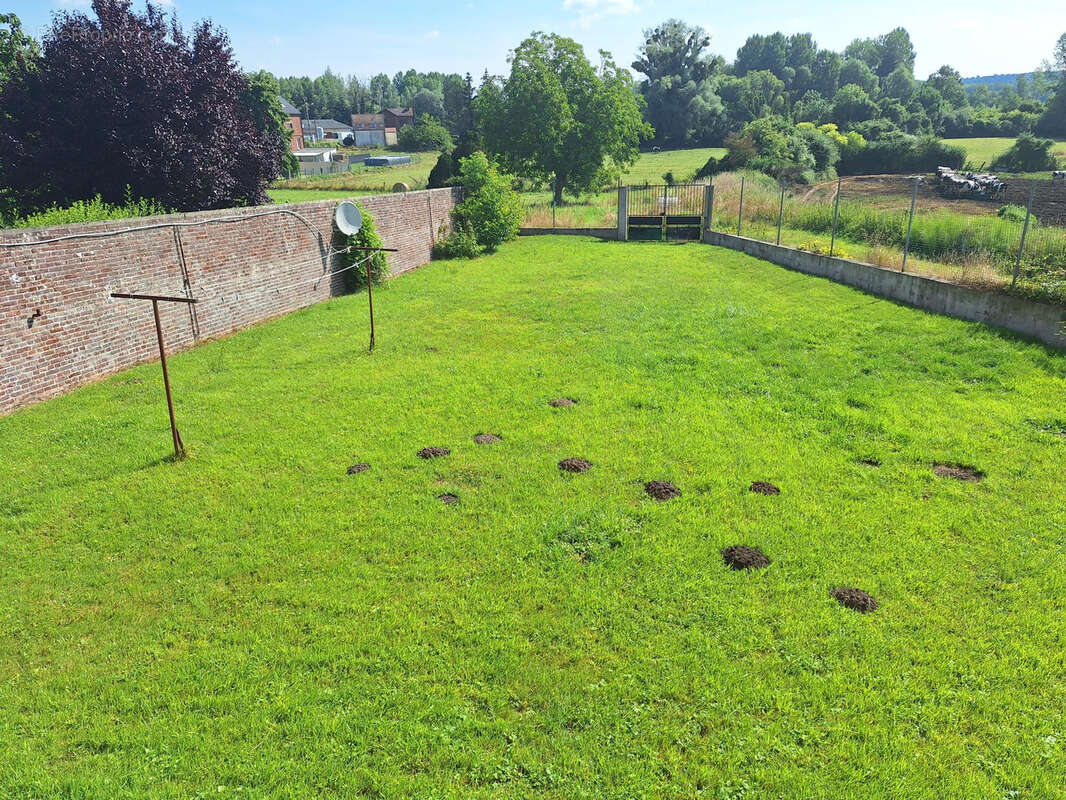 Maison à BAILLEUL-SUR-THERAIN
