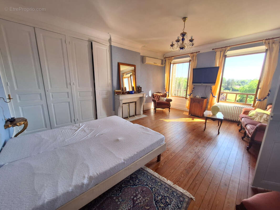 Maison à BAILLEUL-SUR-THERAIN