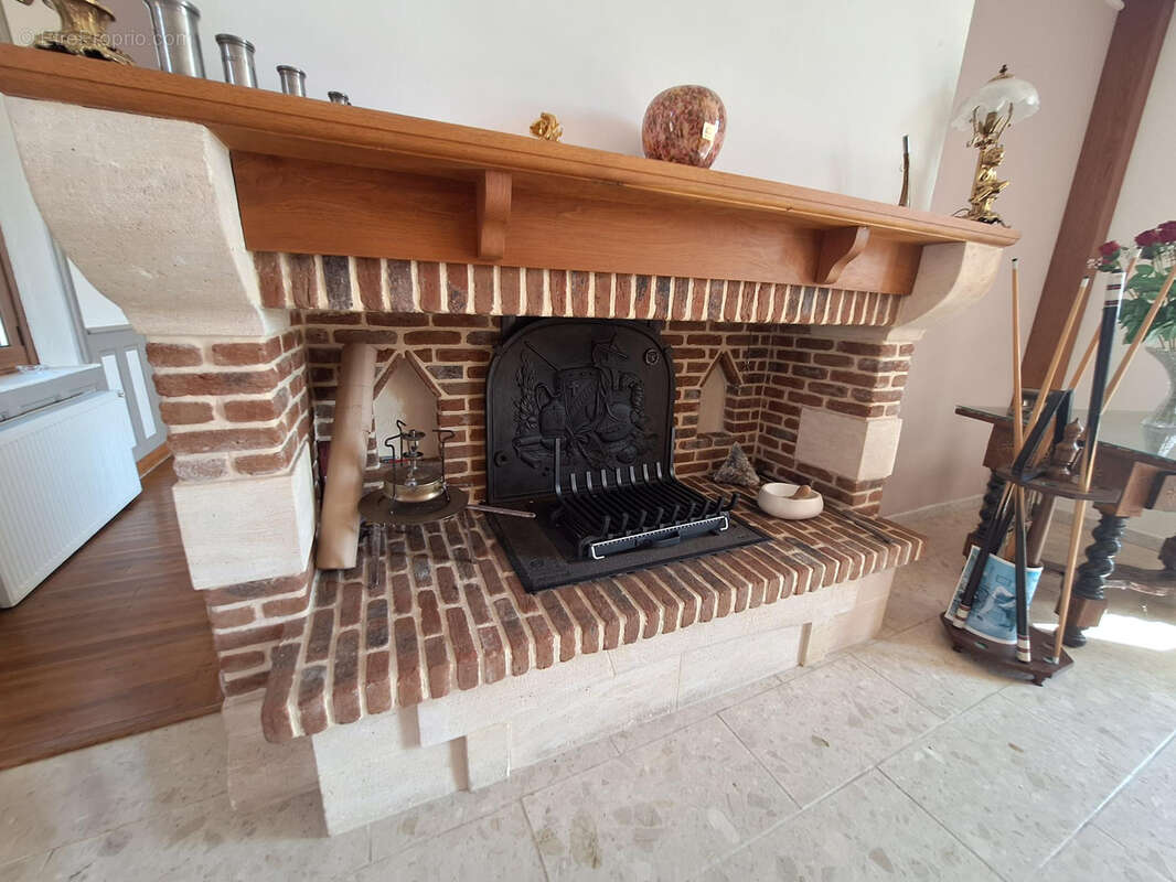 Maison à BAILLEUL-SUR-THERAIN