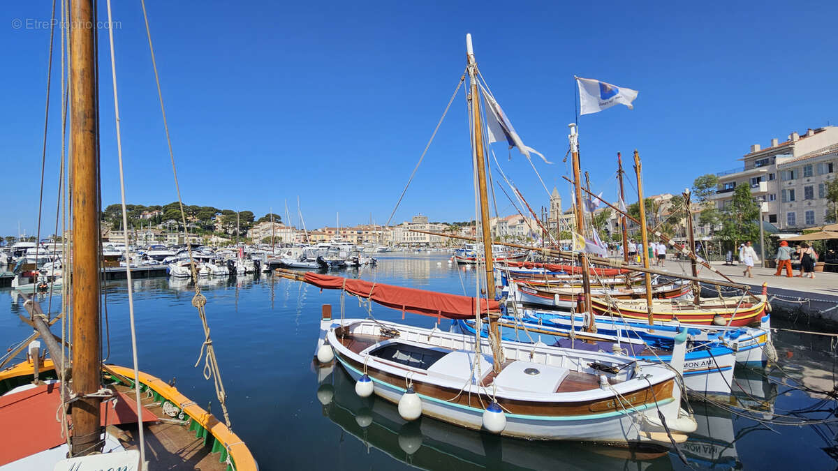 Appartement à SANARY-SUR-MER