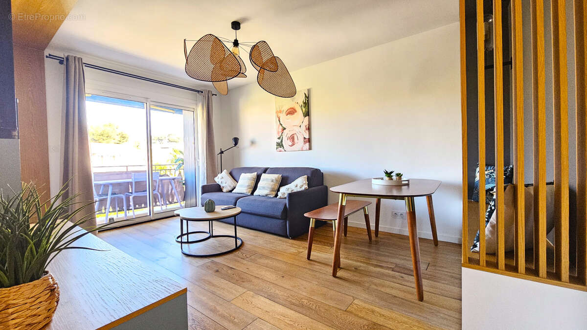 Appartement à SANARY-SUR-MER