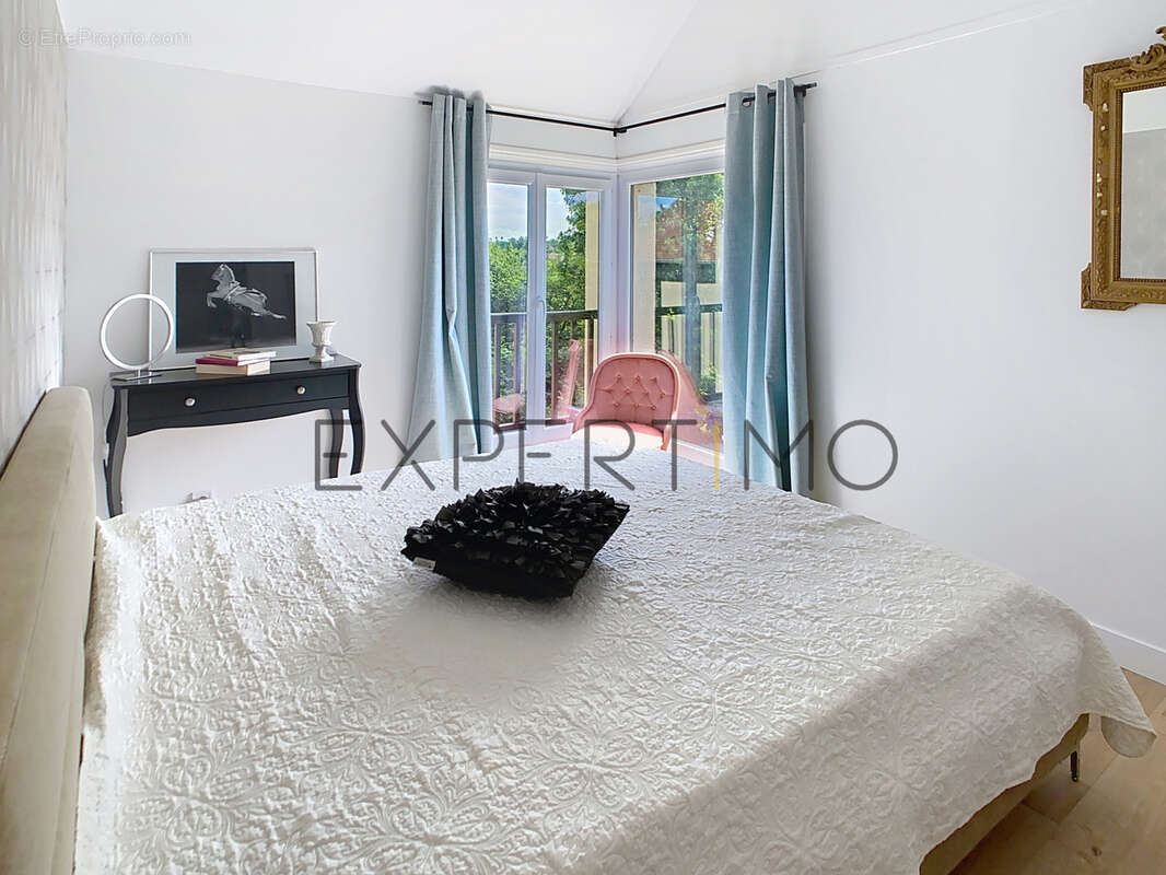 Maison à VILLERS-BOCAGE