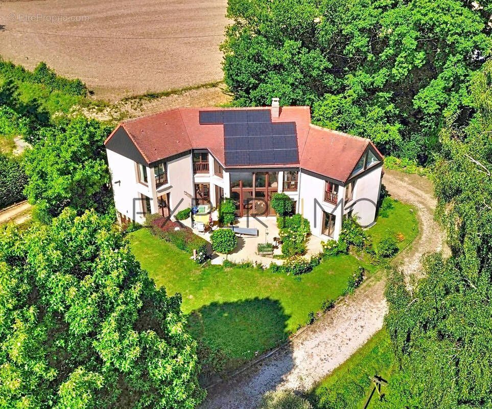 Maison à VILLERS-BOCAGE