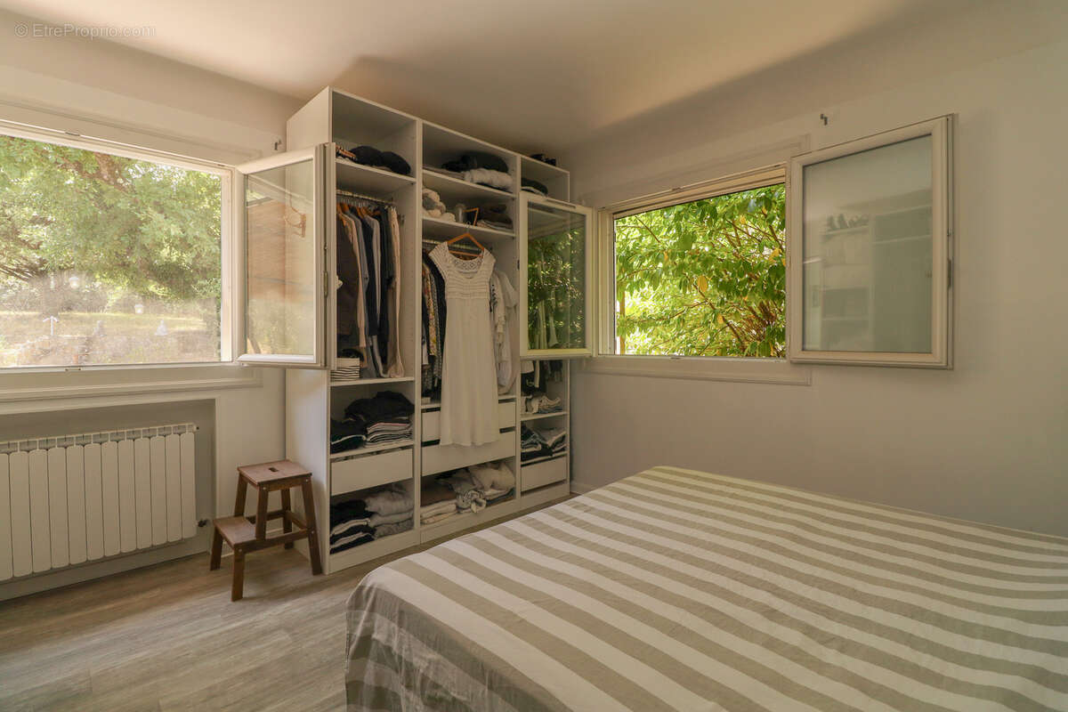 Maison à TOURRETTES