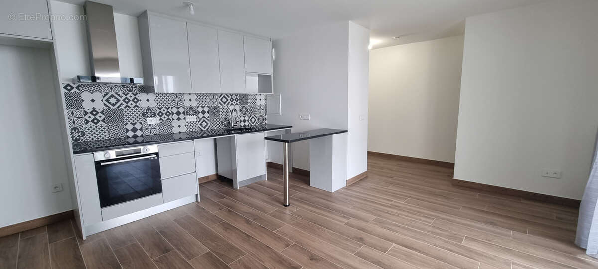 Appartement à SAINT-MAUR-DES-FOSSES