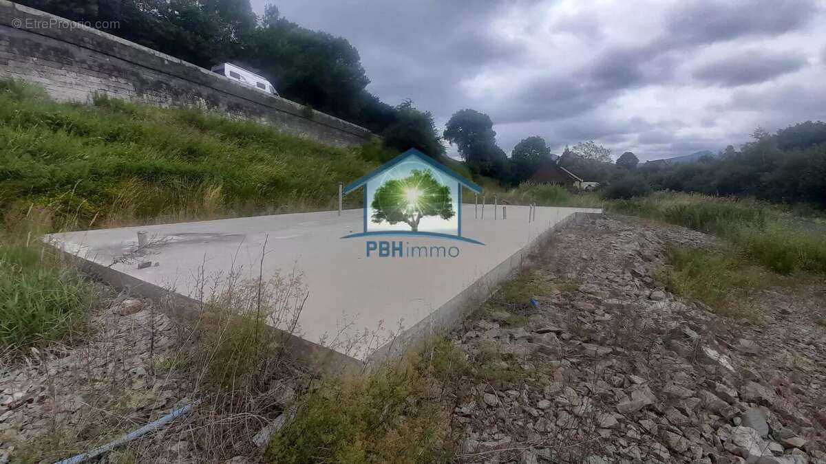 Terrain à LA BOURBOULE