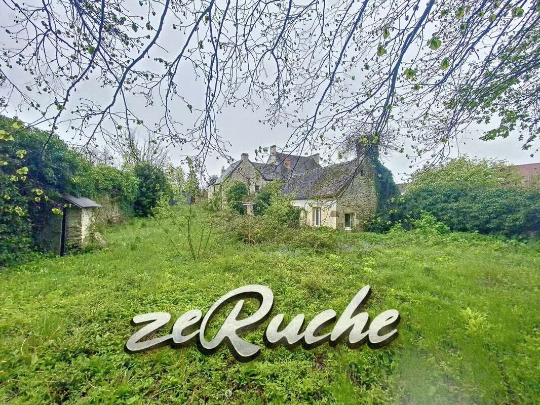 Maison à BAZOCHES-AU-HOULME