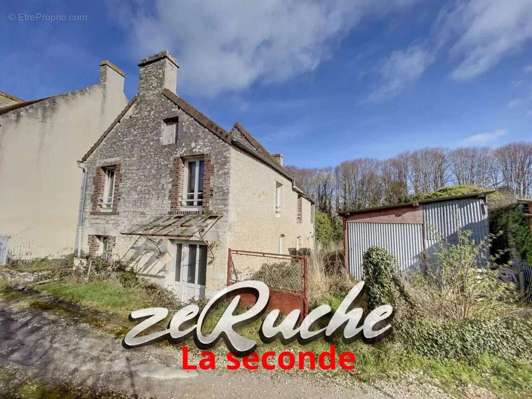 Maison à BAZOCHES-AU-HOULME