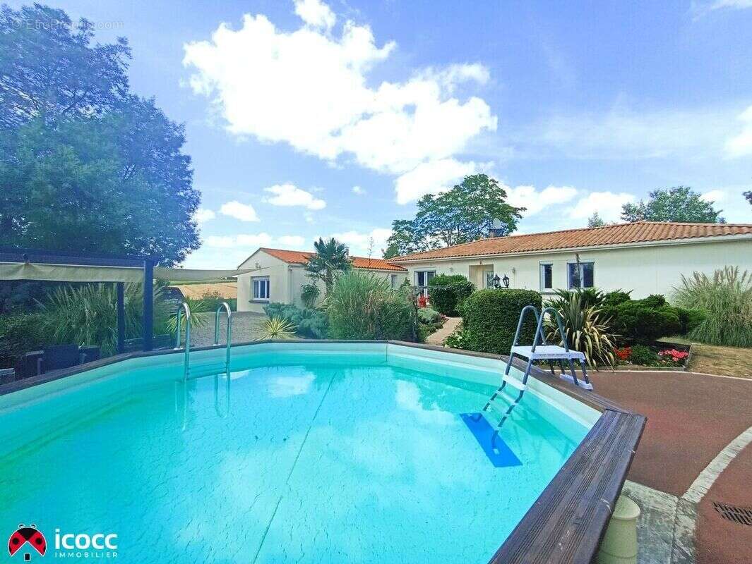 Maison à LA BRETONNIERE-LA-CLAYE