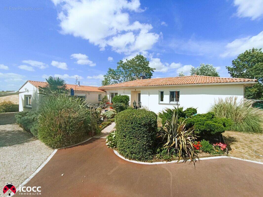 Maison à LA BRETONNIERE-LA-CLAYE