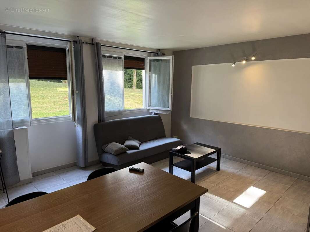 Appartement à SARCELLES