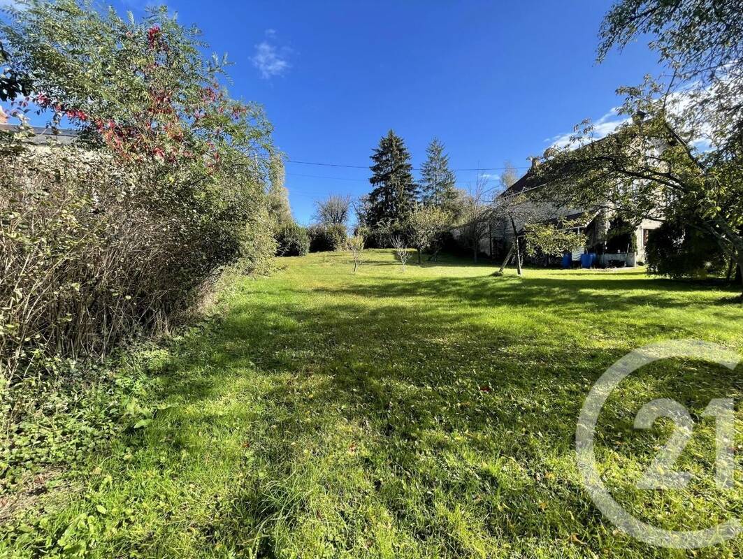 Terrain à SAINT-CYR-SOUS-DOURDAN