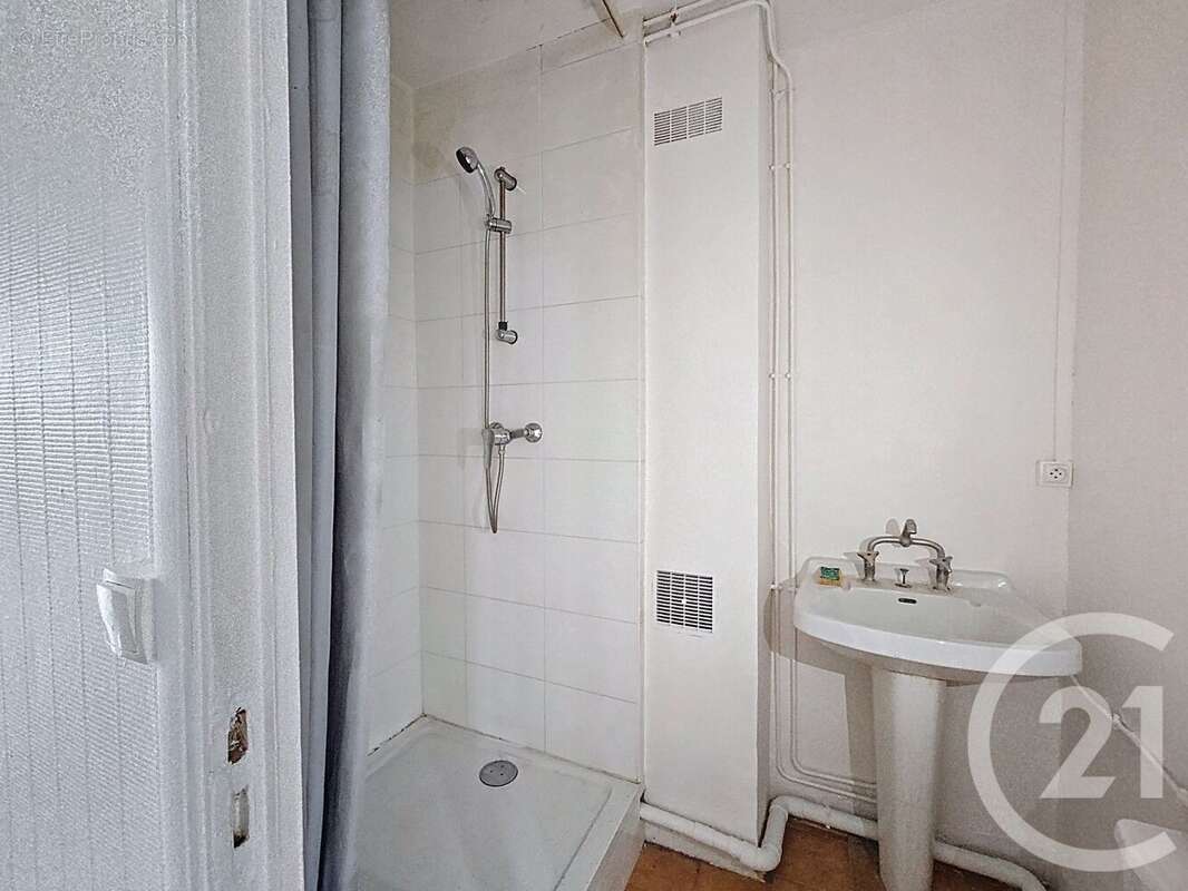 Maison à CORBEIL-ESSONNES