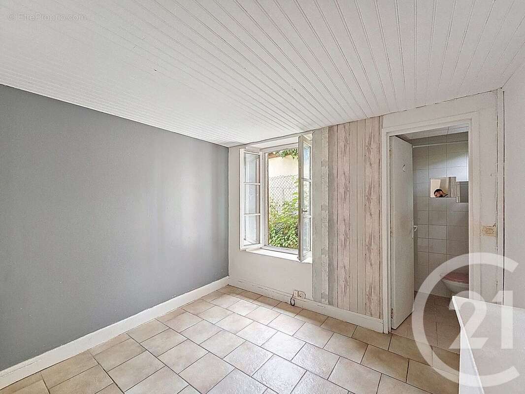 Maison à CORBEIL-ESSONNES