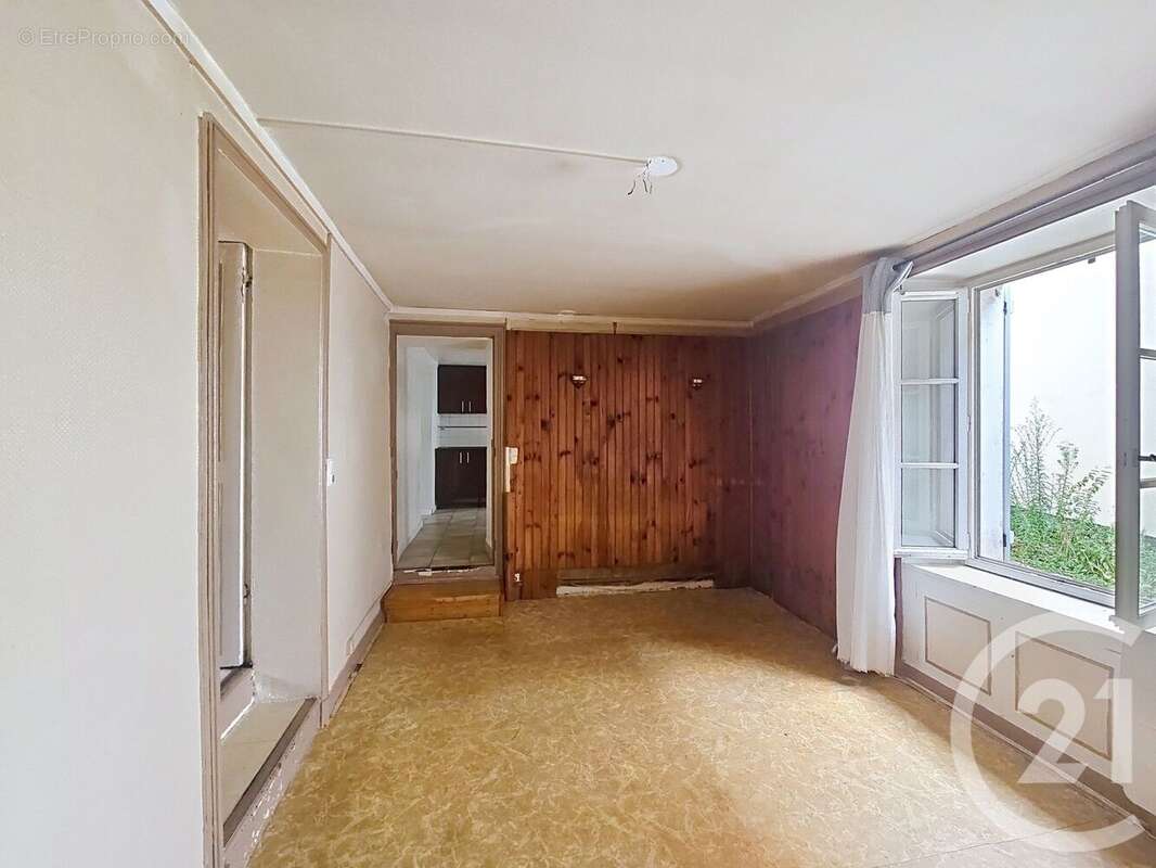 Maison à CORBEIL-ESSONNES