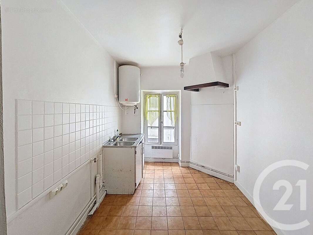 Maison à CORBEIL-ESSONNES