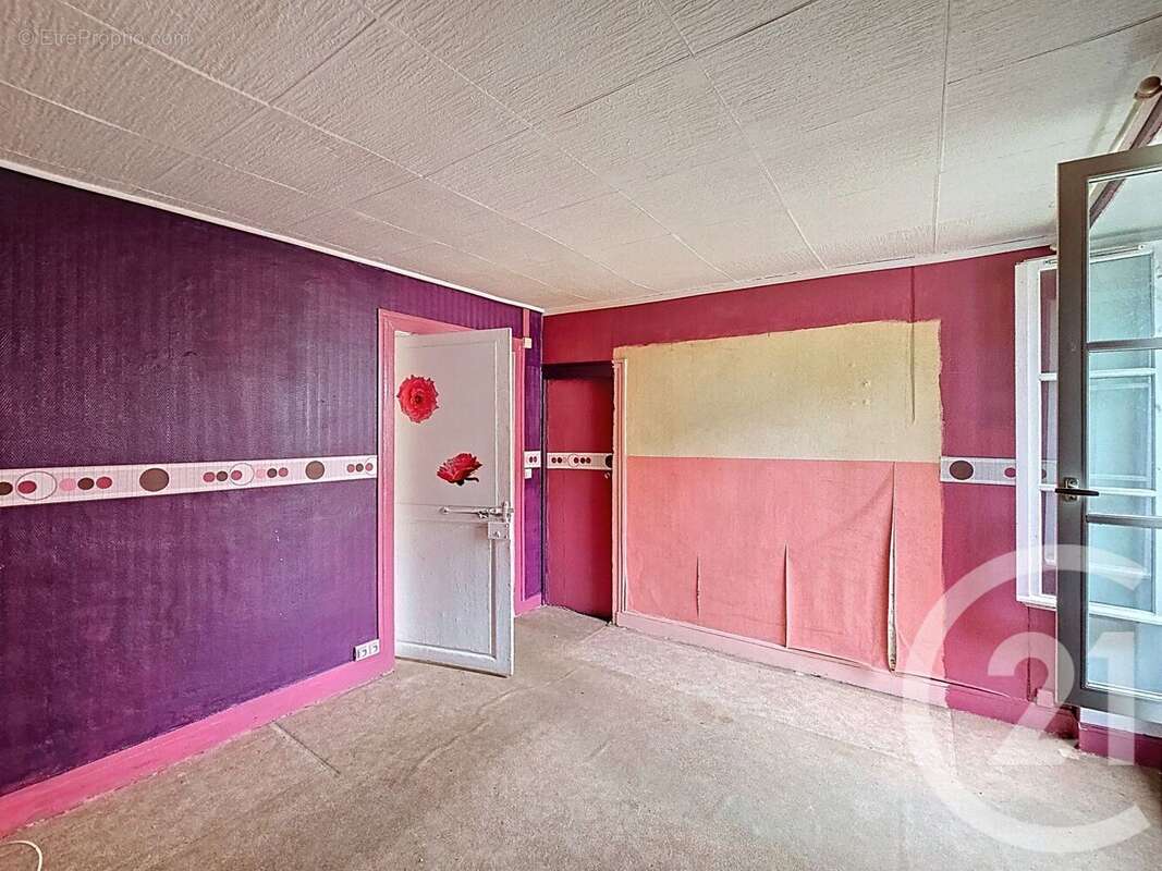 Maison à CORBEIL-ESSONNES