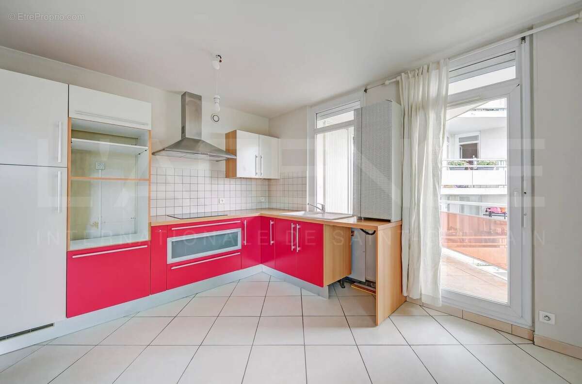 Appartement à HOUILLES