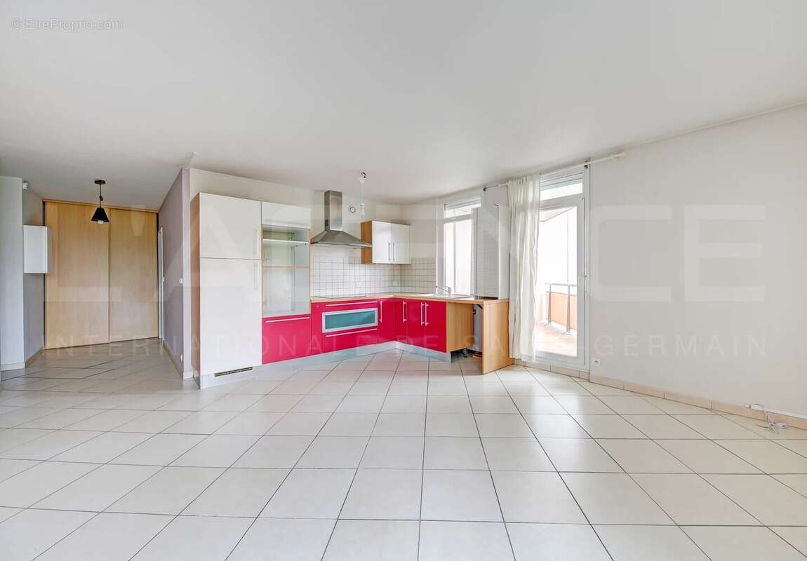 Appartement à HOUILLES