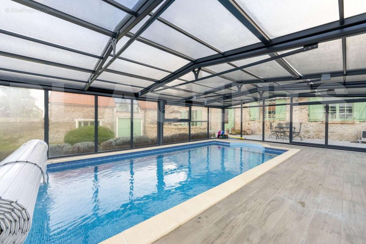 8 d4304917-25b8-4ef9-9a86-6cac4b8b9851_original - Maison à RAMBOUILLET