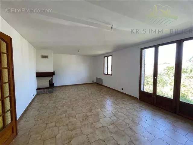 Maison à LIZY-SUR-OURCQ