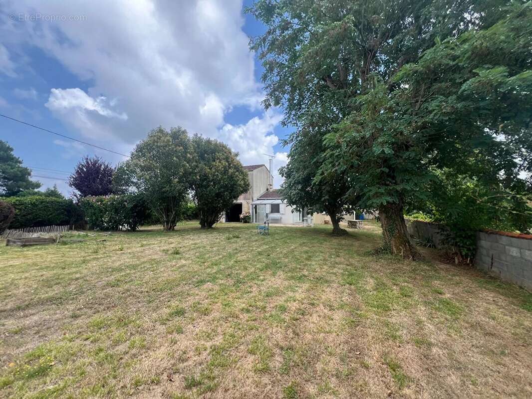 Maison à SAINT-VINCENT-SUR-JARD