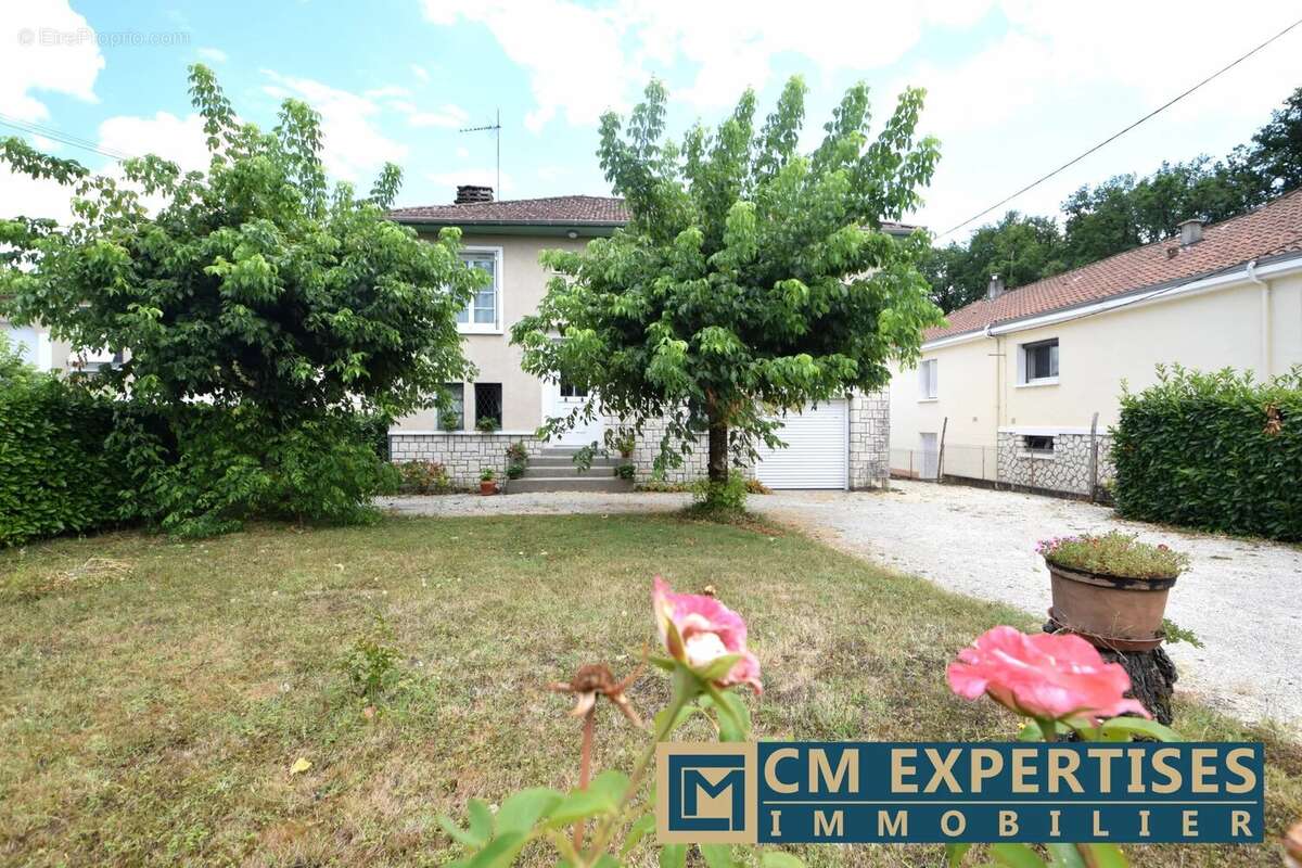 Maison à SAINT-ASTIER