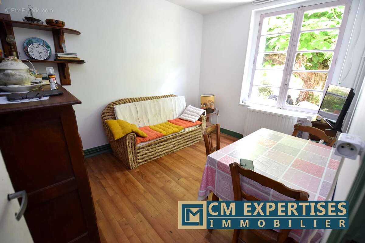 Maison à SAINT-ASTIER