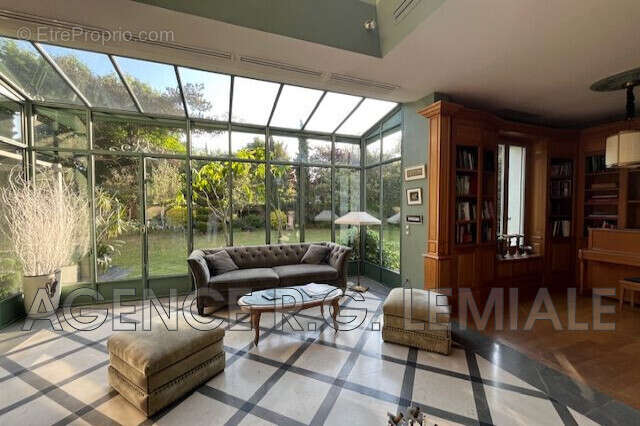 Maison à MAISONS-LAFFITTE