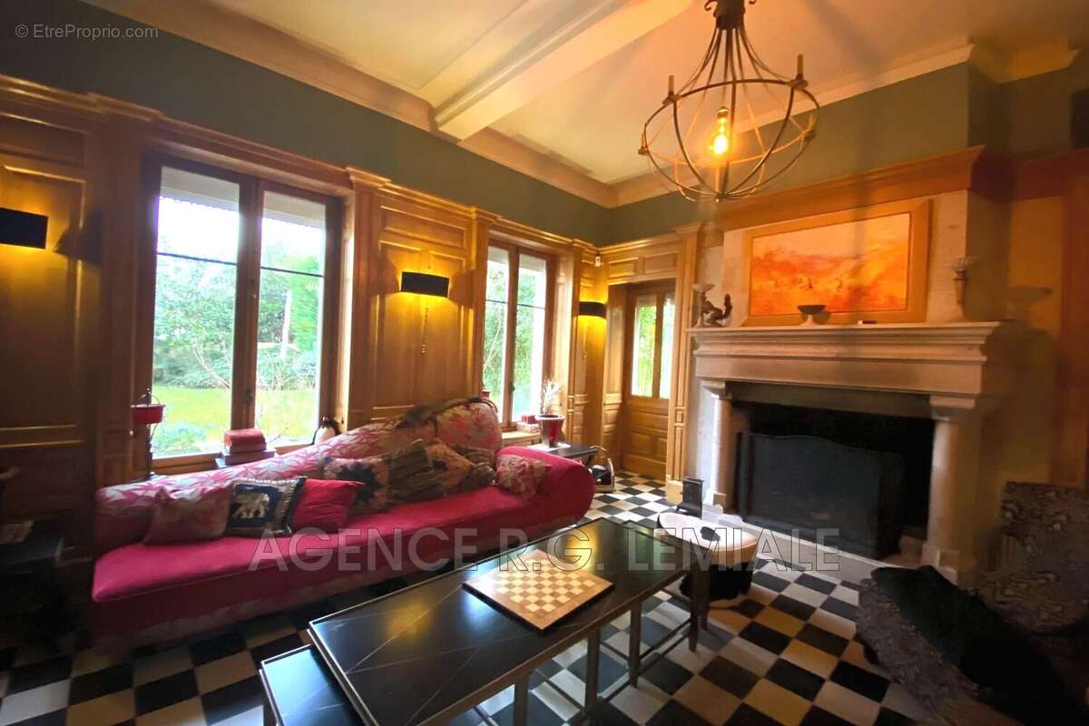 Maison à MAISONS-LAFFITTE