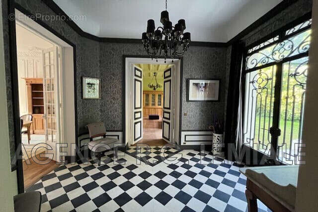 Maison à MAISONS-LAFFITTE