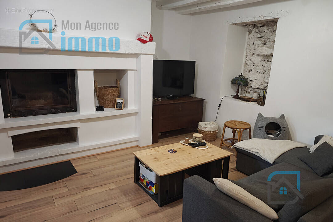 Maison à MEHUN-SUR-YEVRE