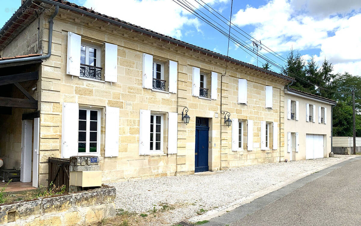 Maison à SAINT-EMILION