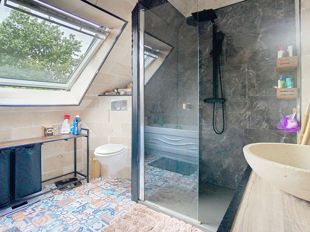 Maison à MOON-SUR-ELLE