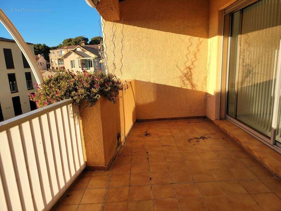 Appartement à SAUSSET-LES-PINS