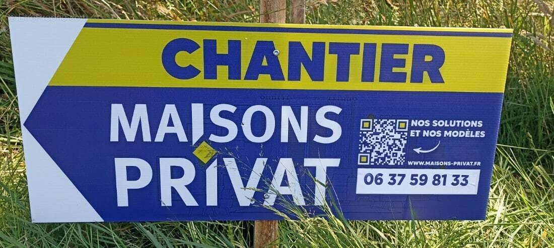 Terrain à SAINT-JEAN-DE-BEUGNE