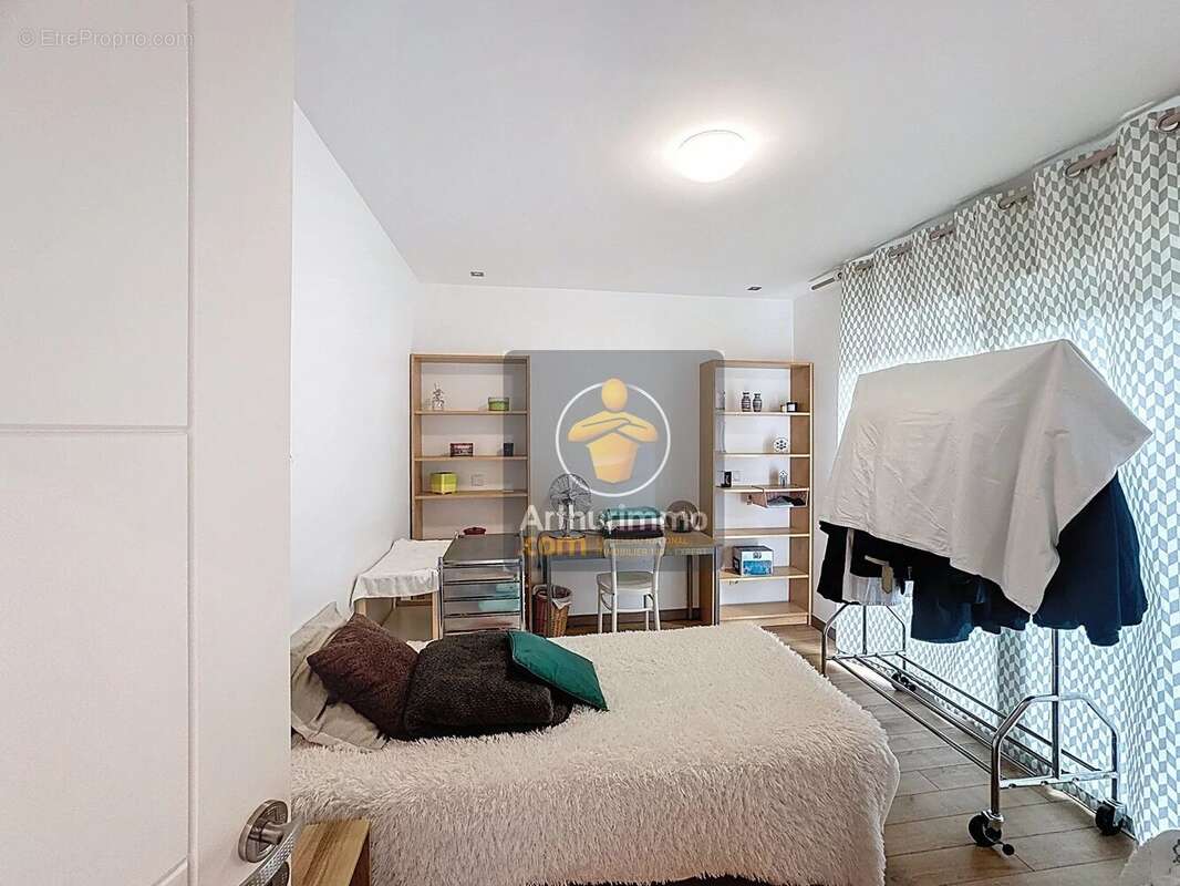 Maison à BOUSSY-SAINT-ANTOINE