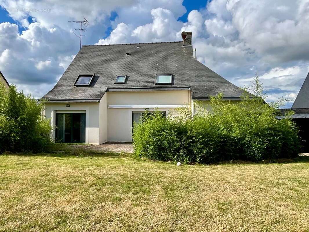 Maison à VAL-D&#039;IZE