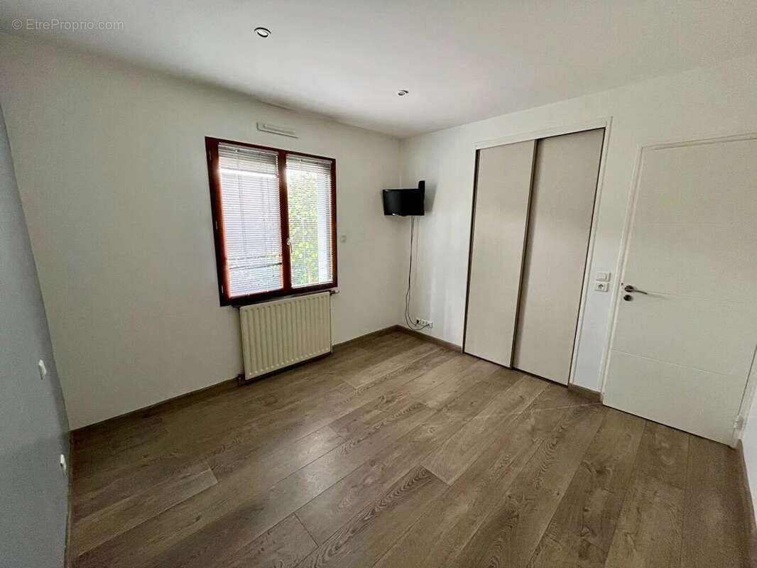 Maison à VAL-D&#039;IZE