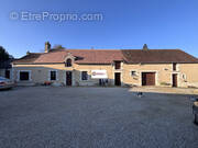 Maison à LE MELE-SUR-SARTHE