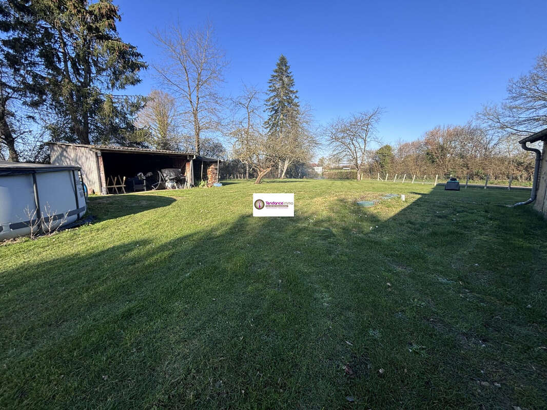 Maison à LE MELE-SUR-SARTHE
