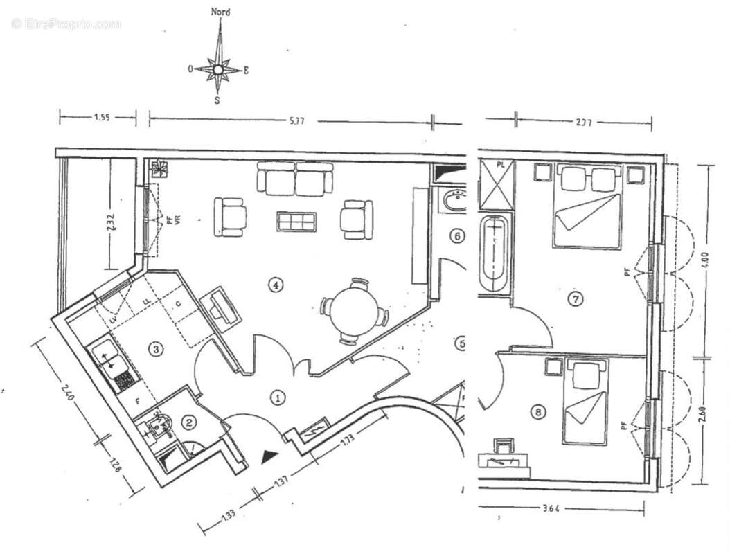 Appartement à COURBEVOIE