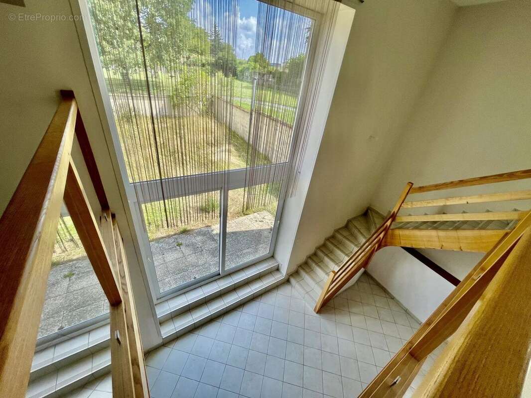 Maison à FROIDMONT-COHARTILLE