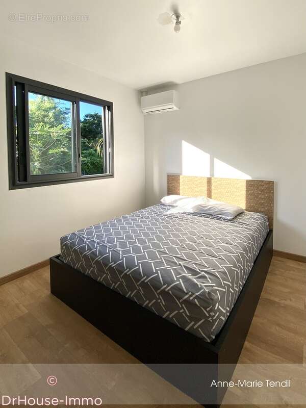 Maison à L&#039;ETANG-SALE