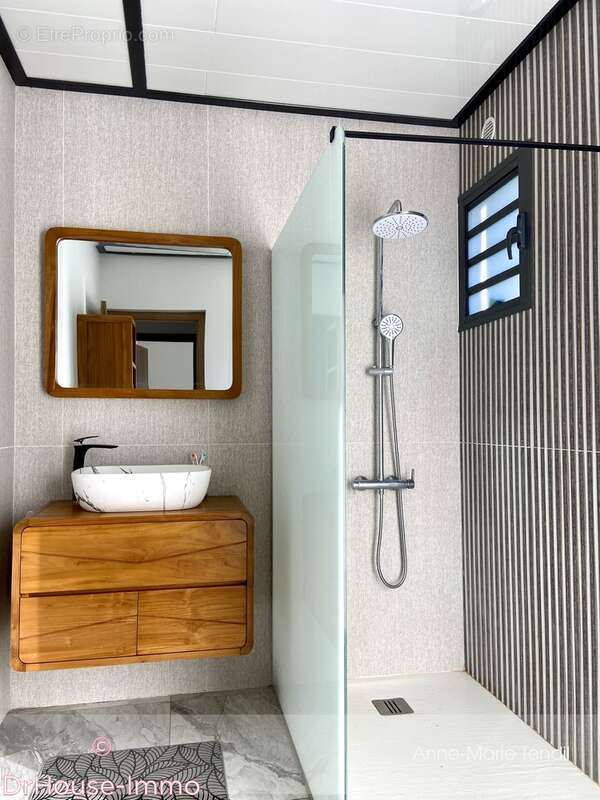 Maison à L&#039;ETANG-SALE